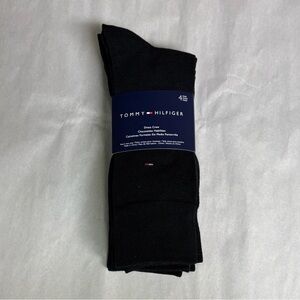 New Tommy Hilfiger Socks Men’s 4 Pair Black Dress Crew Socks Casual Preppy